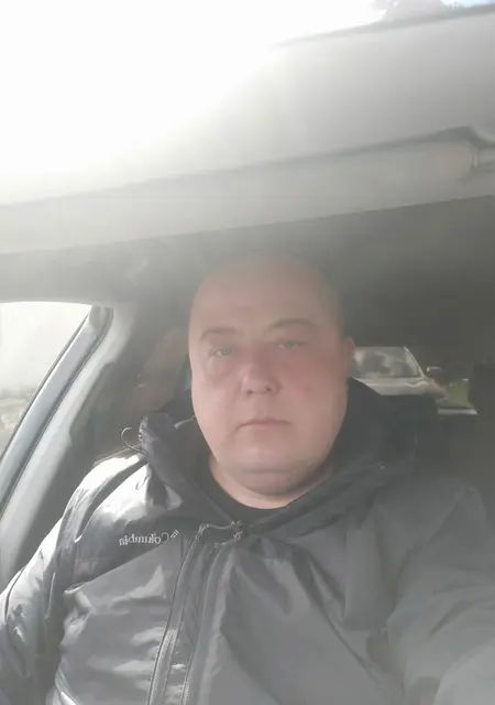 Я Олег, 44, знакомлюсь без обязательств в Ровно