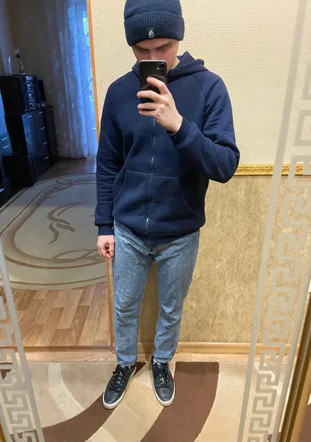 Я Егор, 22, знакомлюсь на одну ночь в Каменском