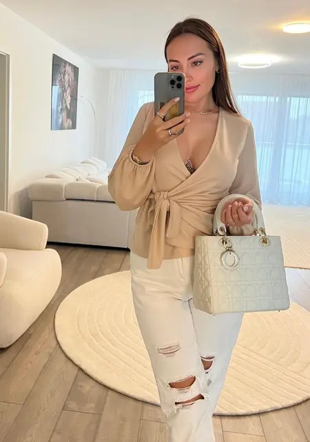 Катя из Кишинёва, ищу на сайте знакомства на одну ночь