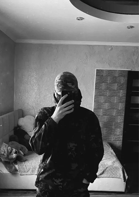 Влад из Львова, мне 19, познакомлюсь на одну ночь