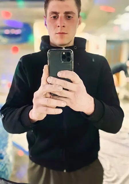 Yuriy из Львова, мне 30, познакомлюсь без обязательств