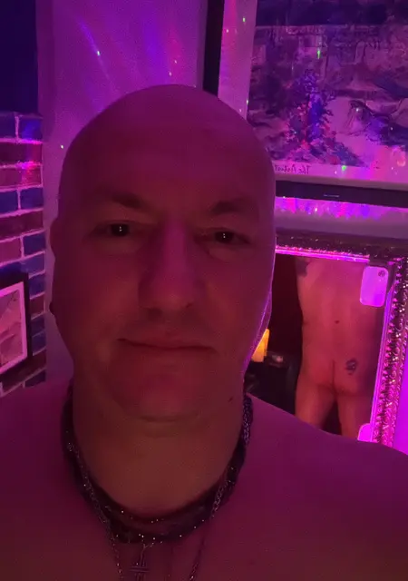 Vesmd from Enfield, 38 years old, ready to meet for pleasant pastime