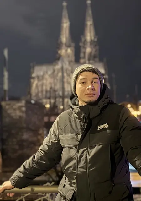Alex из Запорожья, мне 30, познакомлюсь для открытые отношения