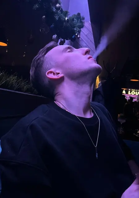 Я Андрей, 25, из Минска, ищу знакомство для открытые отношения