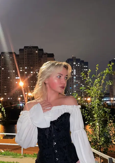 Я Милашка, 20, знакомлюсь для приятного времяпровождения в Париже