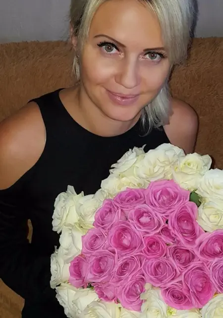 Я Валентина, 42, из Киева, ищу знакомство для постоянных отношений