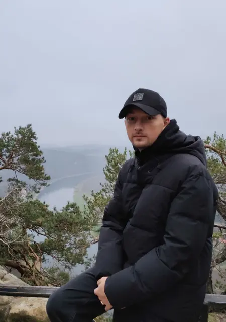 Я Денис, 29, знакомлюсь на одну ночь в Бобруйске