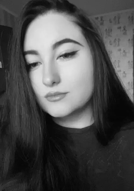 Ангеліна з Чернігова, шукаю на сайті знайомства без зобов'язань