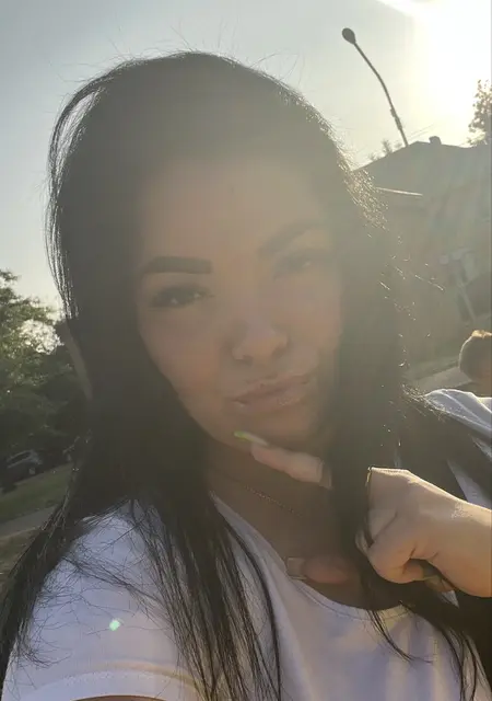 Я Yulia, 27 років, знайомлюсь для вірт у Кривий Ріг