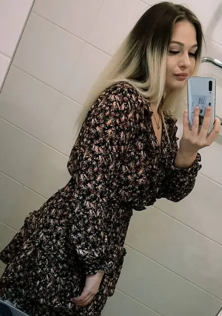 Лера из Софии, ищу на сайте общение