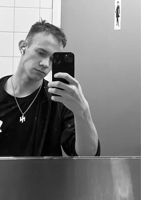 Дмитрий з Києва, шукаю на сайті постійні стосунки