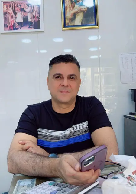 Ahmed из Стокгольма, мне 40, познакомлюсь для постоянных отношений