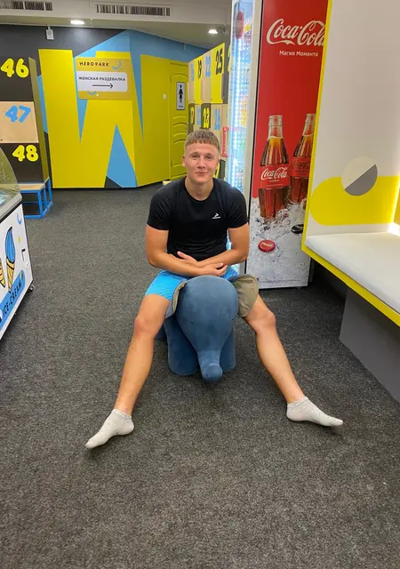 Я Матвей, 19, знакомлюсь на одну ночь в Гомеле