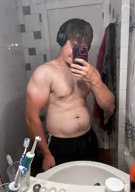 David из Лондона, мне 20, познакомлюсь для общения