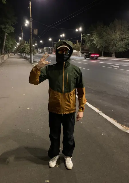 Саня из Кривого Рога, мне 20, познакомлюсь для вирта