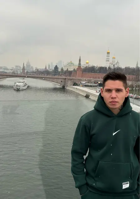 Сергей из Мелитополя, мне 26, познакомлюсь для общения