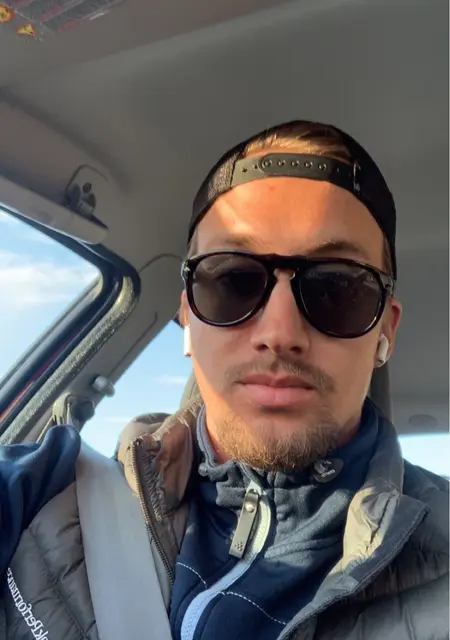 Erik из Евле, мне 27, познакомлюсь на одну ночь