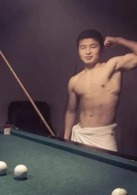 Marsel из Шымкента, мне 27, познакомлюсь для приятного времяпровождения