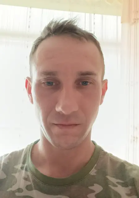 Я Денис, 32, из Гродно, ищу знакомства без обязательств