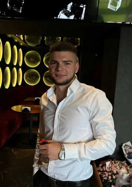 Dassler из Варшавы, мне 25, познакомлюсь для открытые отношения