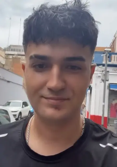 Rubén de Viladecans, tengo 21 años, listo para conocer para chatear