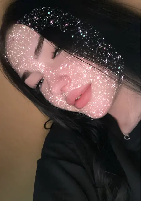 Анастасия из Одессы, ищу на сайте постоянные отношения