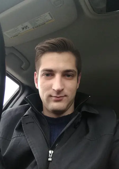 Я Алексей, 27, из Мозыря, ищу знакомства без обязательств
