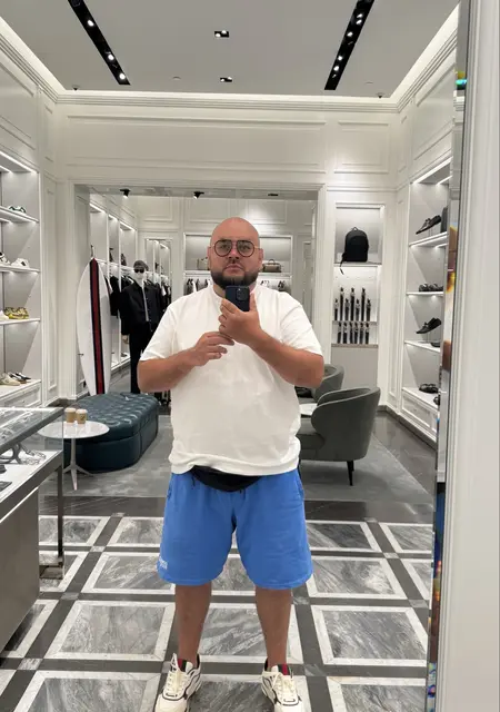 Рами из Анталии, мне 38, познакомлюсь на одну ночь