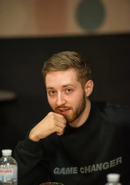 Я Влад, 25, знакомлюсь без обязательств в Киеве