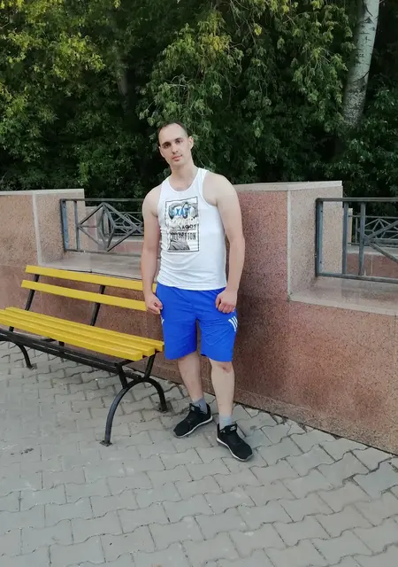 Макс из Уральска, ищу на сайте знакомства на одну ночь