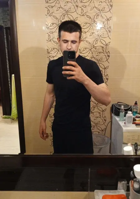 Я Кирилл, 25, из Ясиноватой, ищу знакомство для дружбы