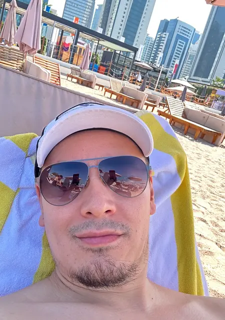 Zhan из Атырау, ищу на сайте общение