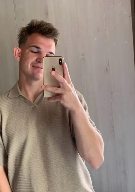 Roma из Праги, мне 29, познакомлюсь для открытые отношения