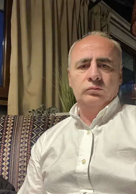 Rolandi из Киева, мне 51, познакомлюсь на одну ночь