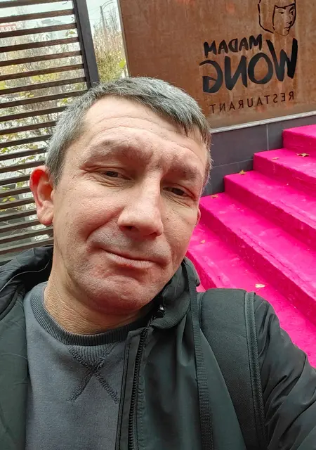 Николай из Кишинёва, ищу на сайте знакомства без обязательств