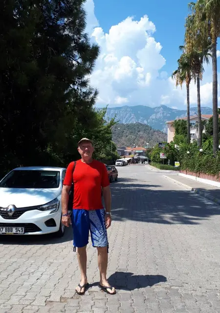 Я Александр, 55, знакомлюсь без обязательств в Гомеле