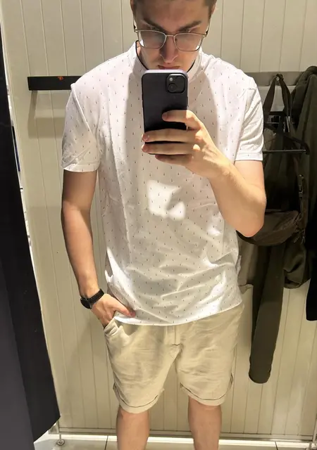 Andrii из Франкфурта-на-майне, ищу на сайте знакомства на одну ночь