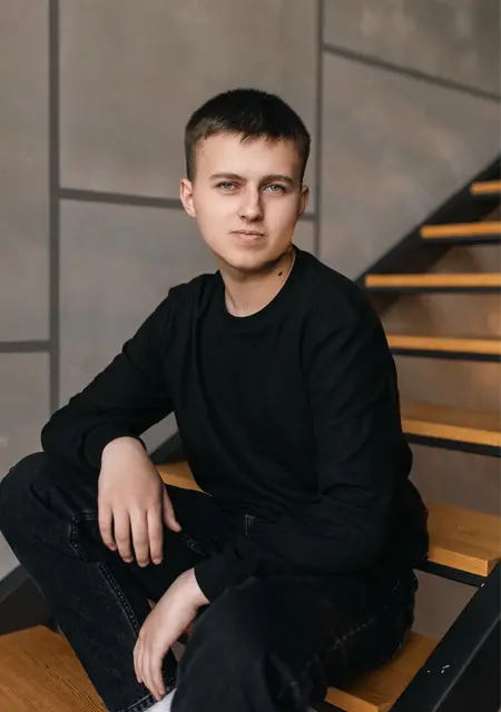 Коля из Берегомета, мне 18, познакомлюсь для вирта
