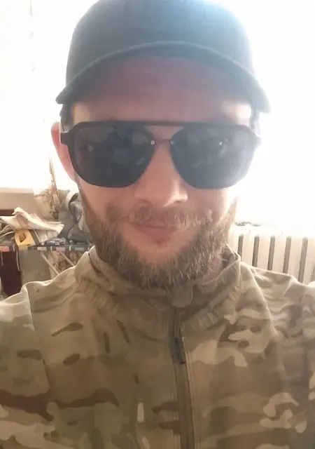 Я Alex, 38 років, знайомлюсь без зобов'язань у Мерефе