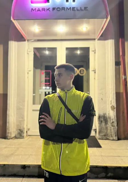 Egor из Гомеля, ищу на сайте знакомства на одну ночь