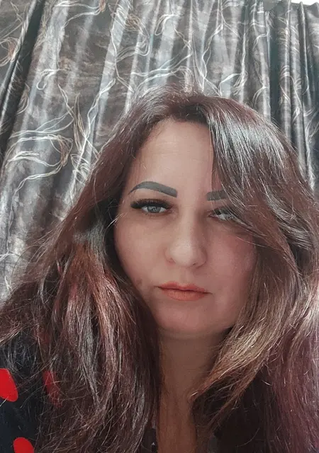 Я Елена, 39 років з Харків, шукаю знайомство для постійні стосунки