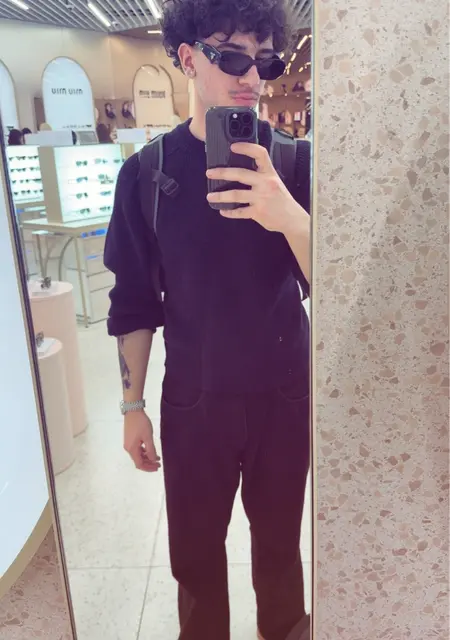 Я Emiliano, 26, из Эссного, ищу знакомство для вирта