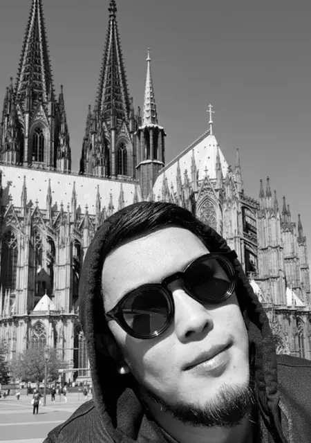 Aska из Бишкека, ищу на сайте постоянные отношения