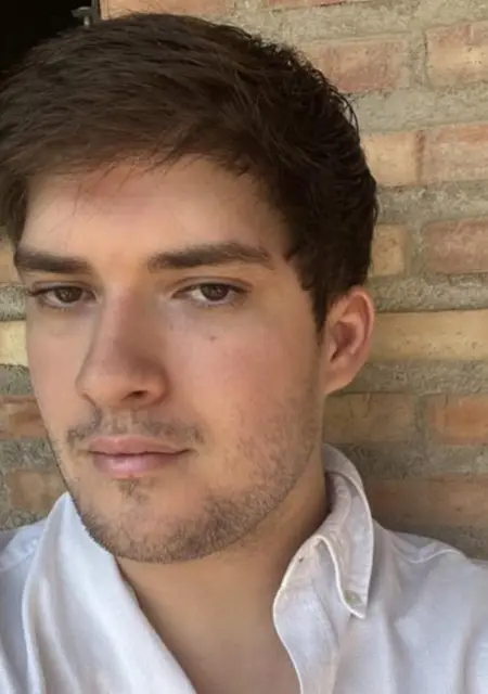 Alejandro de Valencia, tengo 23 años, listo para conocer para relación a largo plazo