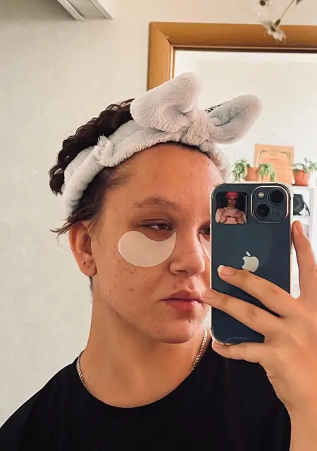 Лидия из Актау, ищу на сайте постоянные отношения