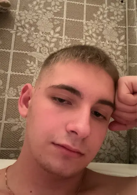 Марк из Днепра, ищу на сайте знакомства на одну ночь