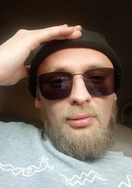 Taras з Золочів, шукаю на сайті знайомства на одну ніч