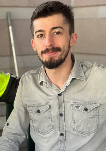 Ysefe из Франкфурта-на-майне, ищу на сайте знакомства на одну ночь