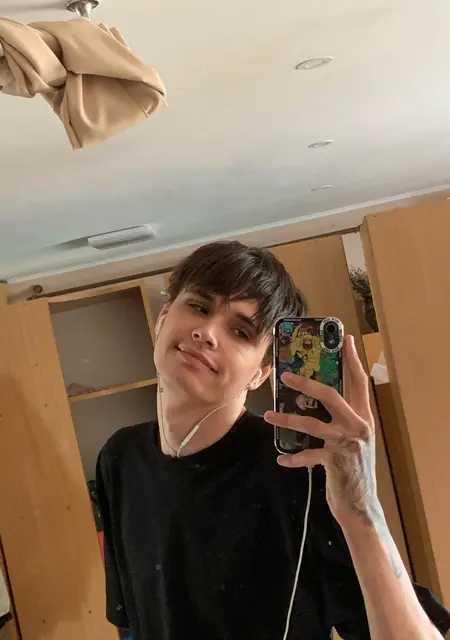 Я Maks, 23, из Кривого Рога, ищу знакомство для дружбы