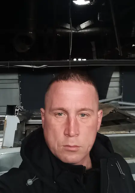 Я Иван, 37, знакомлюсь без обязательств в Донецке